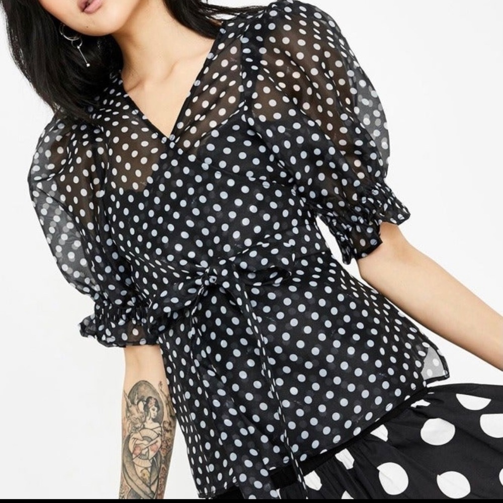 Selkie cloud 9 wrap top